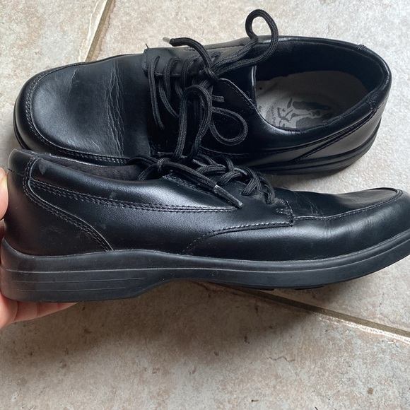 Boy’s size 5.5 Hush Puppies Dress shoes - Picture 15 of 16